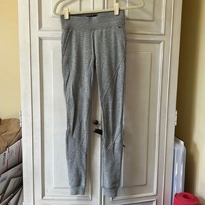 American Eagle Gray Joggers Size XS